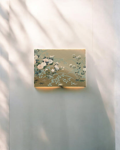 Fabric Board with Gold-Accented Floral and Bird Design in Nishijin Weave（009-FB）